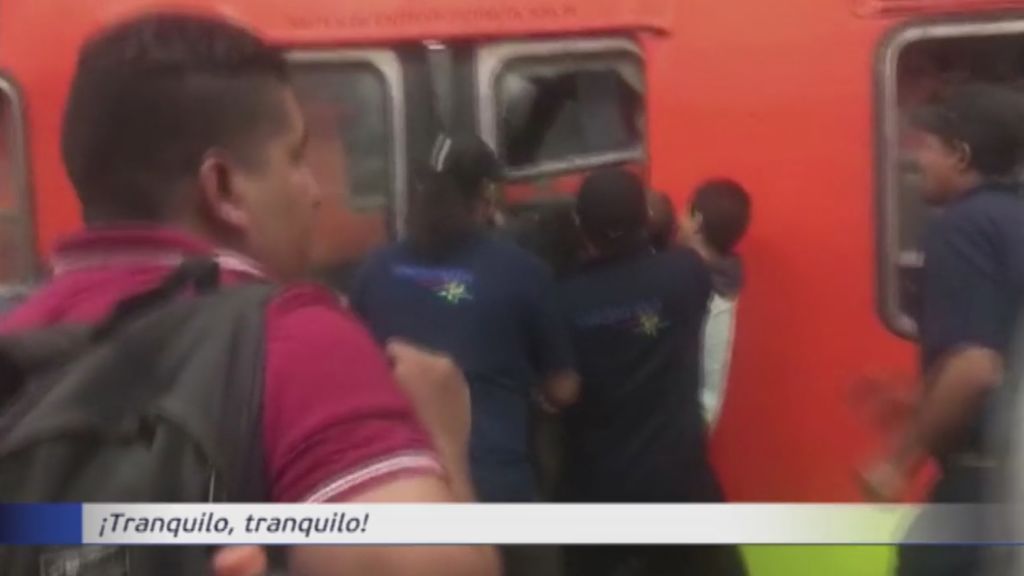 Un muerto y más de 40 personas heridas tras la colisión de dos trenes en México