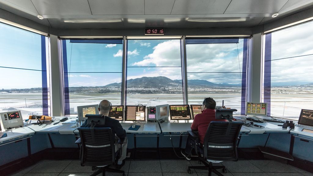 La crisis de los controladores aéreos; el precedente de la declaración del estado de alarma La crisis de los controladores aéreos; el precedente de la declaración del estado de alarma