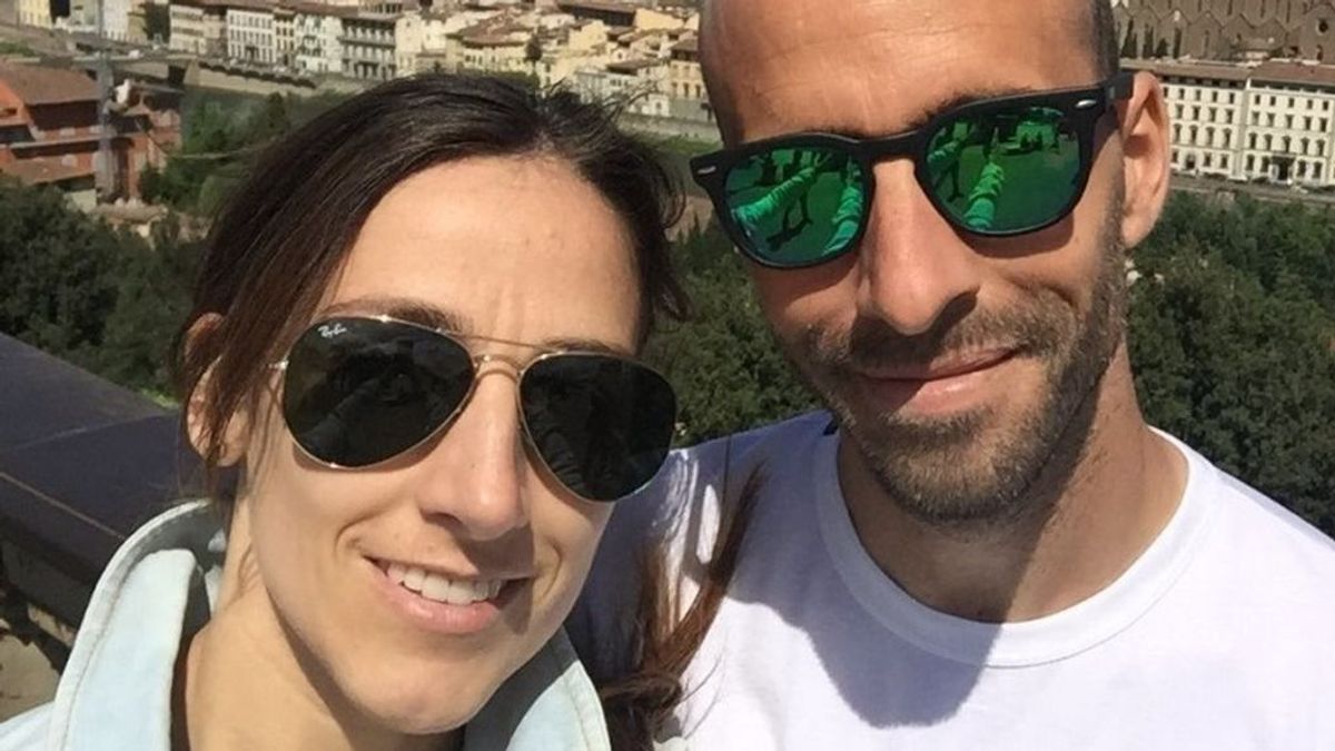 La desesperación de la mujer de Borja Valero desde Italia: "Ayudemos de verdad; quédate en casa"