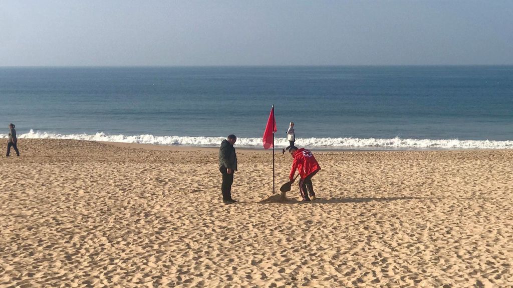 Bandera roja en las playas de Cádiz y Huelva