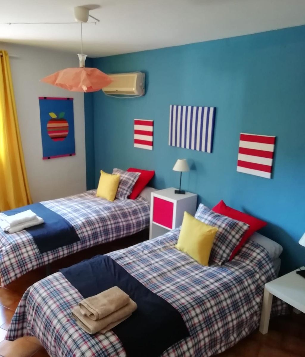 'La Casa de los Tronistas' lista para la convivencia