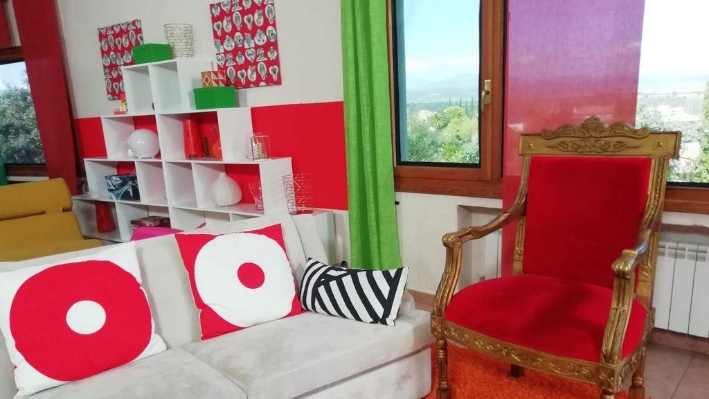 'La Casa de los Tronistas' lista para la convivencia