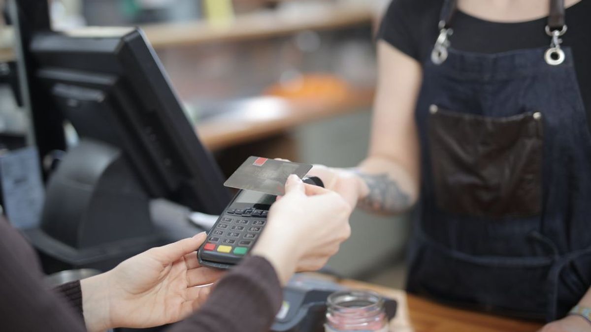 Con 'contactless' o con el móvil: las mejores formas de pagar en tiempos del coronavirus Con 'contactless' o con el móvil: las mejores formas de pagar en tiempos del coronavirus