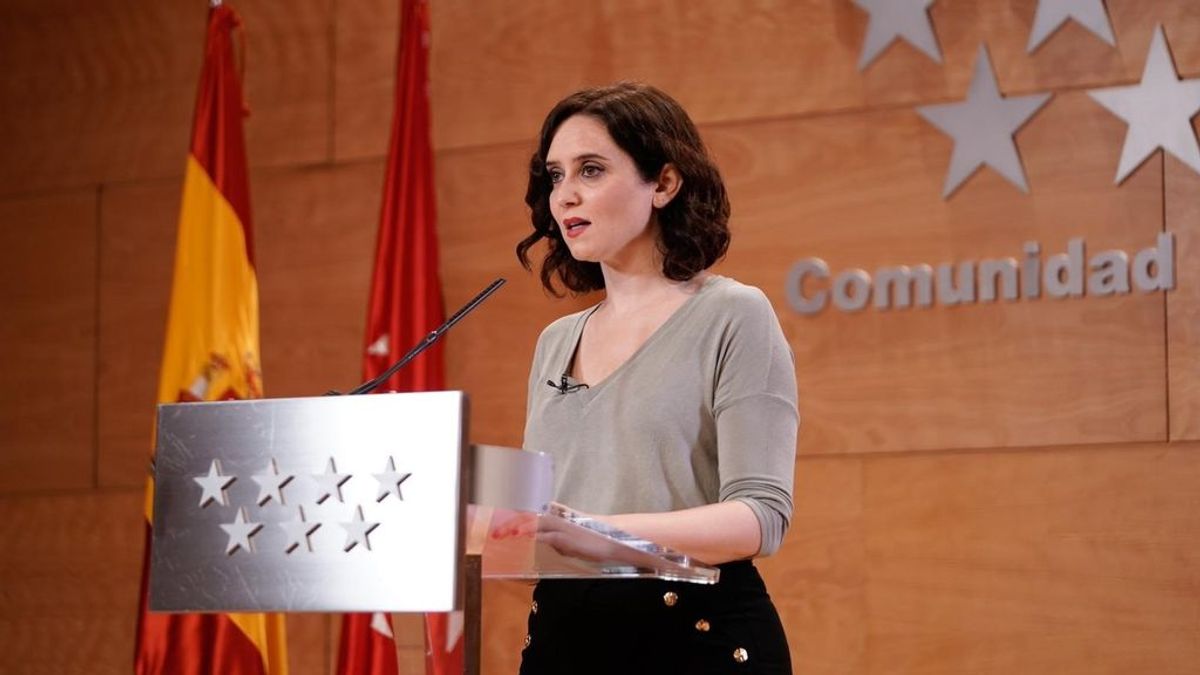 Isabel Díaz Ayuso agradece a Frente Atlético ofrecimiento a ayudar: "Grandes" Isabel Díaz Ayuso agradece a Frente Atlético ofrecimiento a ayudar: "Grandes"