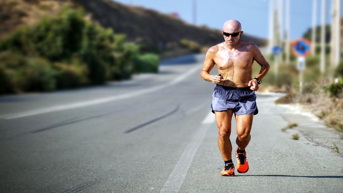 Correr a partir de los cincuenta puede acabar con tus rodillas: consejos para evitarlo