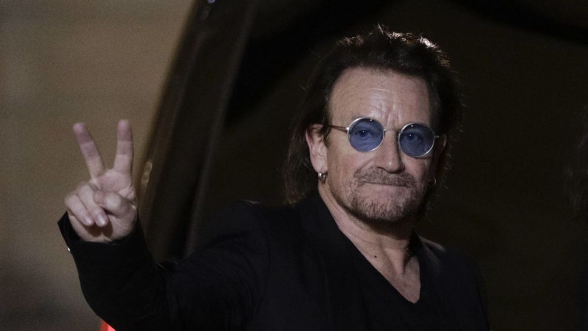 Bono, cantante de U2, comparte una canción en honor a los que luchan contra el coronavirus Bono, cantante de U2, comparte una canción en honor a los que luchan contra el coronavirus