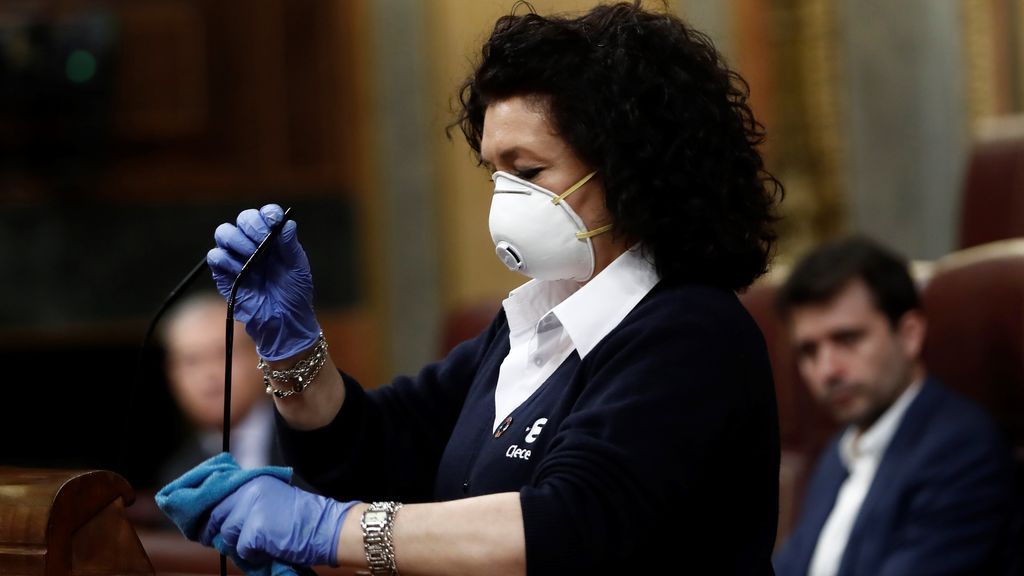 Limpieza exhaustiva en el Congreso para evitar cualquier contagio por coronavirus durante el pleno