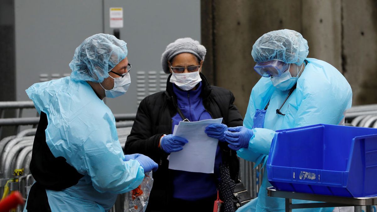 Adultos entre 20 y 54 años, los más hospitalizados por coronavirus en Estados Unidos Adultos entre 20 y 54 años, los más hospitalizados por coronavirus en Estados Unidos