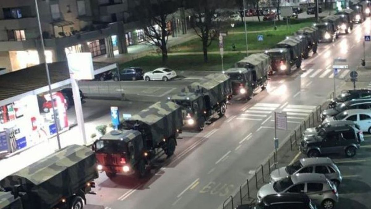 El ejército italiano saca los féretros de Bérgamo, la ciudad más golpeada por el coronavirus El ejército italiano saca los féretros de Bérgamo, la ciudad más golpeada por el coronavirus
