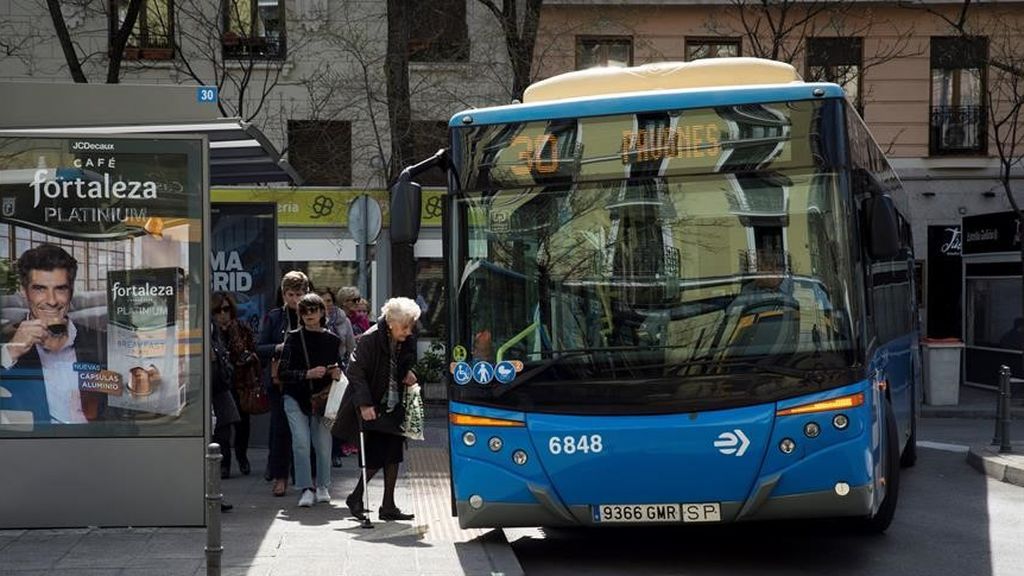 Autobuses en Madrid: Desde este lunes solo se podrá pagar en efectivo