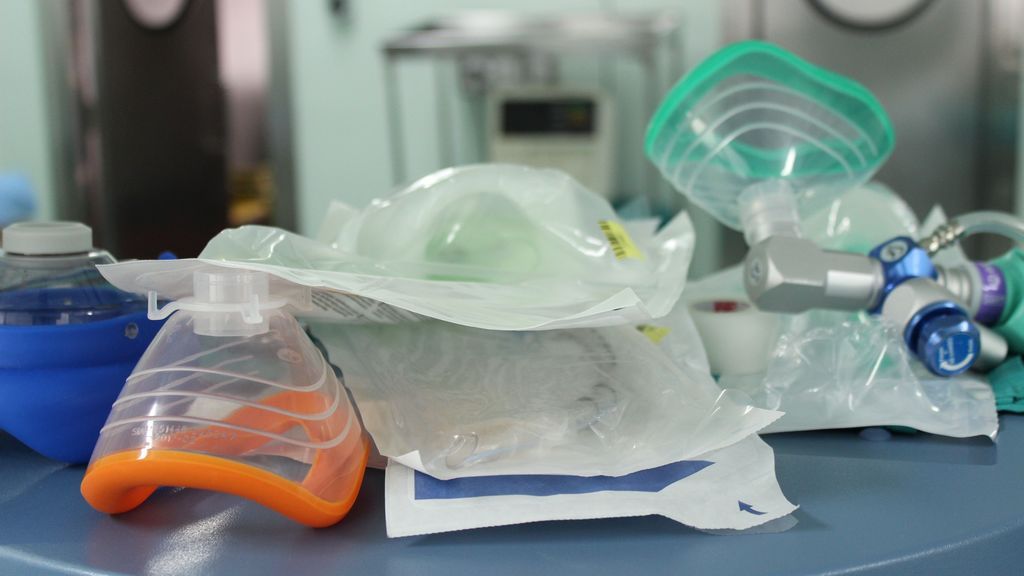 Una mujer contagiada muere sin saber que dos de sus hijos también fallecieron por coronavirus