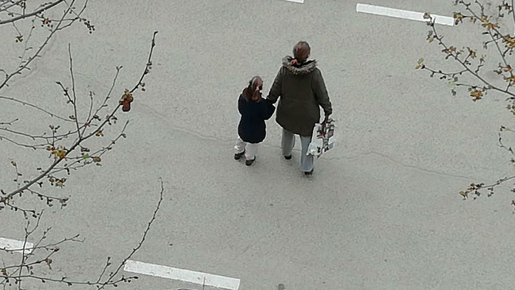 La odisea de sacar al niño al súper:"Me miraban como si llevara una bomba encima" La odisea de sacar al niño al súper:"Me miraban como si llevara una bomba encima"