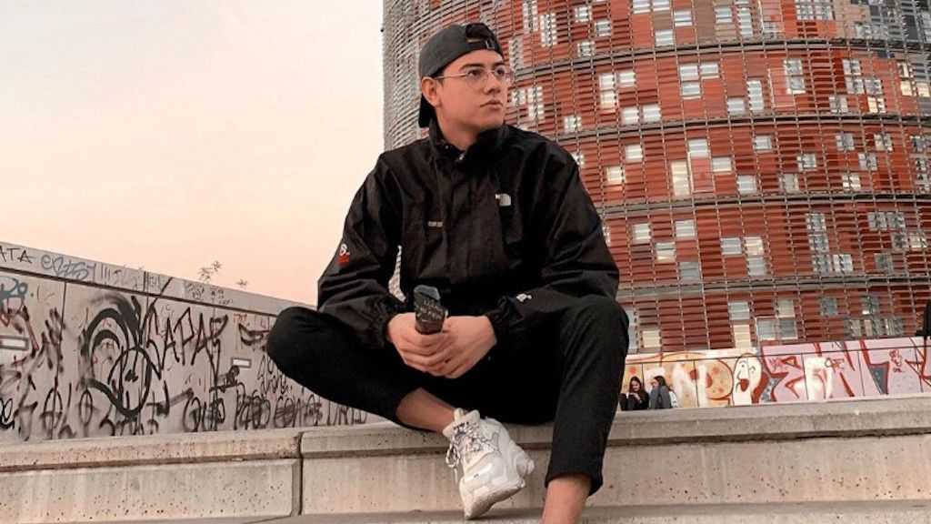 El segundo caso de COVID-19 en Cataluña recibe el alta: "He ayudado a tranquilizar a mucha gente y estoy orgulloso" El segundo caso de COVID-19 en Cataluña recibe el alta: "He ayudado a tranquilizar a mucha gente y estoy orgulloso"