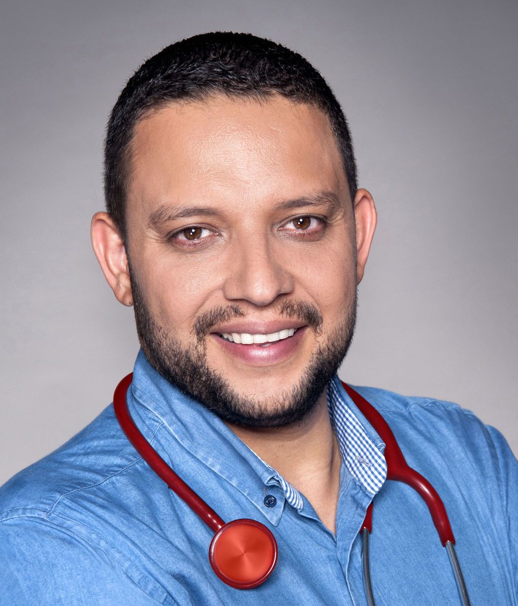 Un doctor en mi casa-Julio Armas5