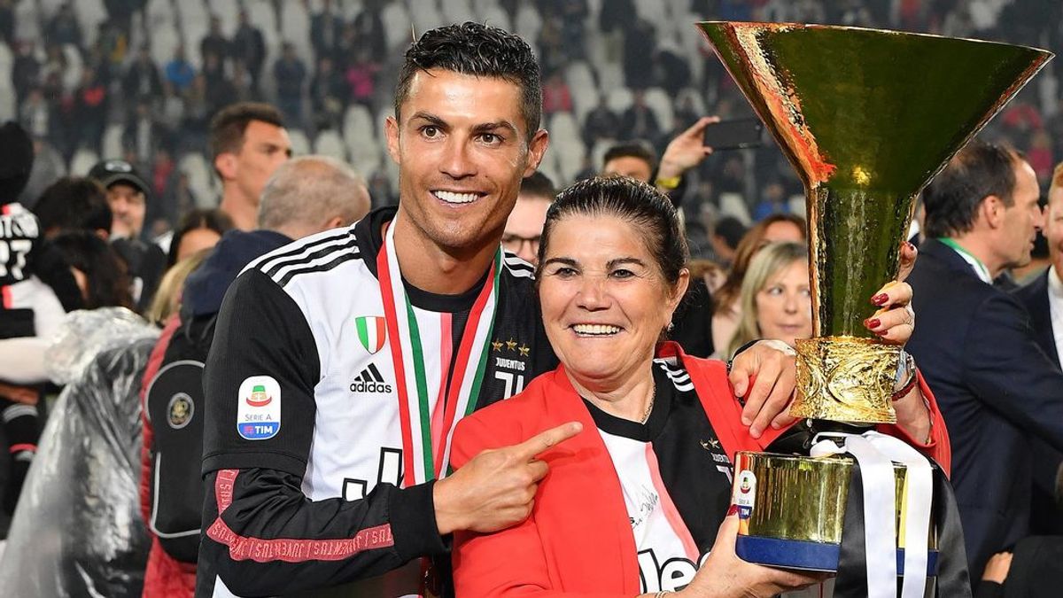 La madre de Cristiano Ronaldo recibe el alta después de sufrir un ictus y regresa a casa junto a su familia