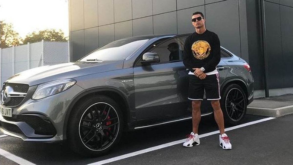 El sueño de Cristiano se hace realidad: 33 millones de euros en coches El sueño de Cristiano se hace realidad: 33 millones de euros en coches