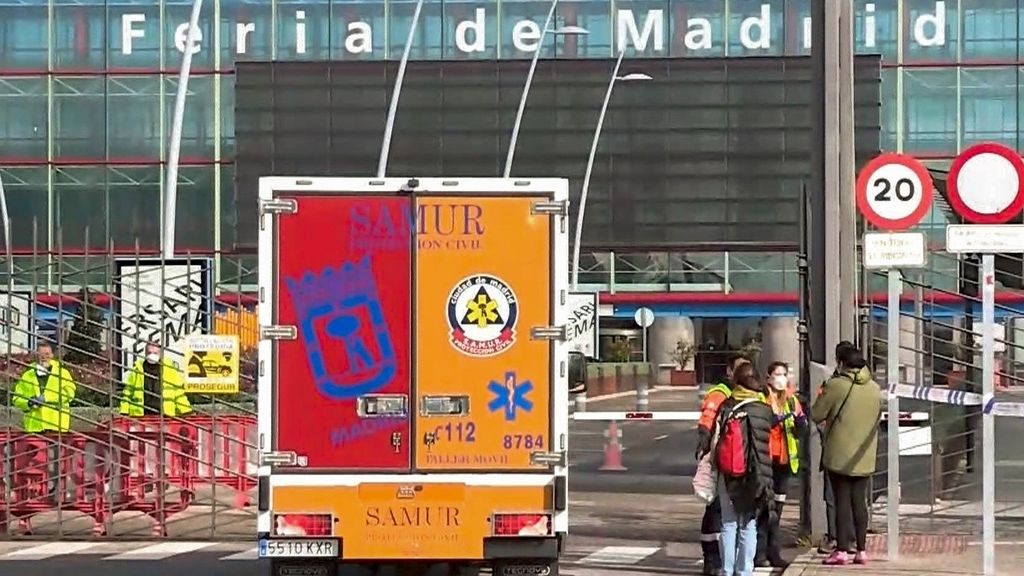 El hospital de campaña del Ifema ya acoge a los enfermos de coronavirus, en imágenes