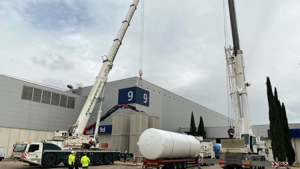 El hospital de campaña del Ifema ya acoge a los enfermos de coronavirus, en imágenes