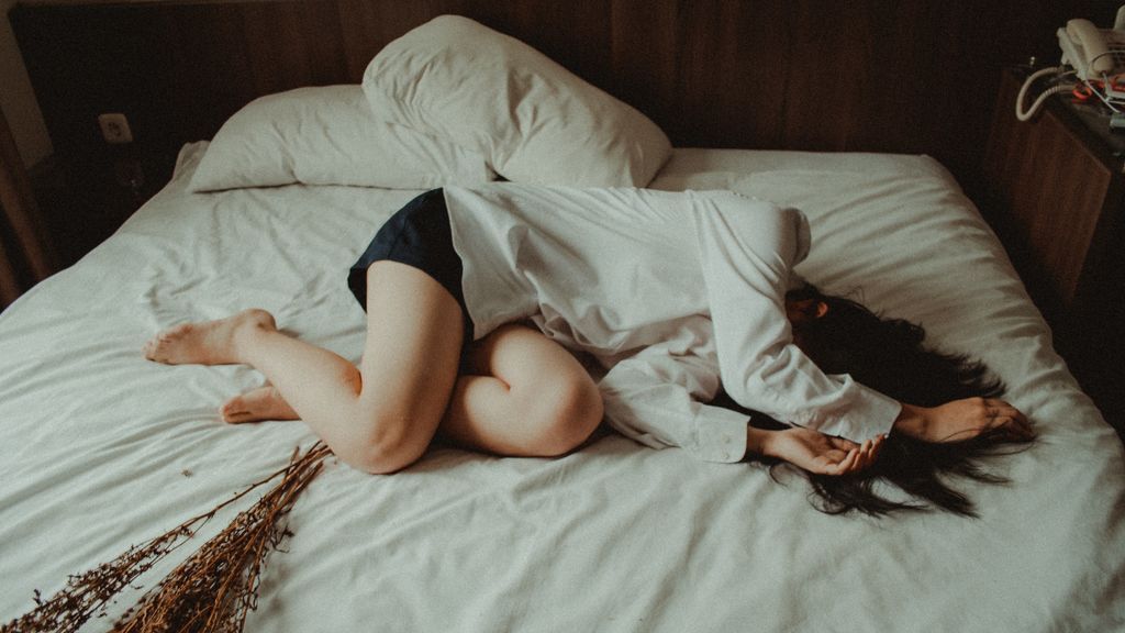 Mi regla me ha llevado a la depresión y los pensamientos suicidas: todo sobre el síndrome premenstrual severo