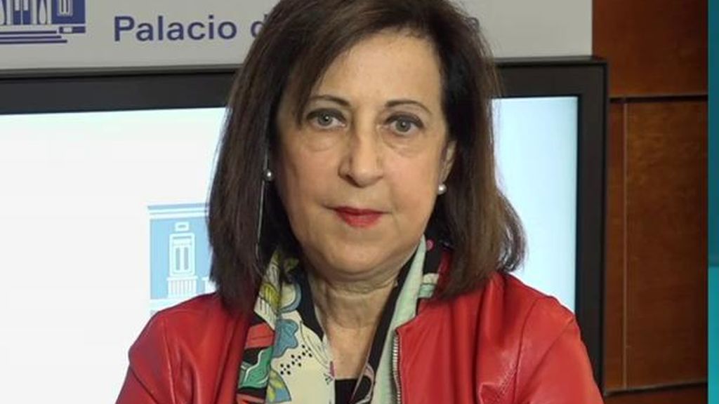 Margarita Robles: "Algunos miembros del Ejército han dado positivo y otros están en cuarentena"