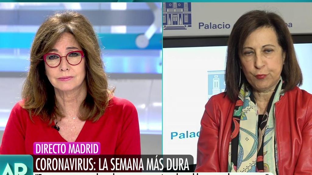 La Ministra de Defensa critica al Presidente de Murcia: "Hay quien se cree más listo que nadie y que tiene más arrojo que nadie"