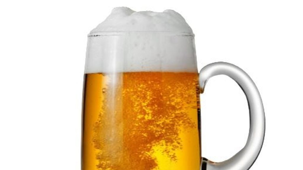 La venta de cerveza se dispara en los supermercados españoles durante la cuarentena La venta de cerveza se dispara en los supermercados españoles durante la cuarentena