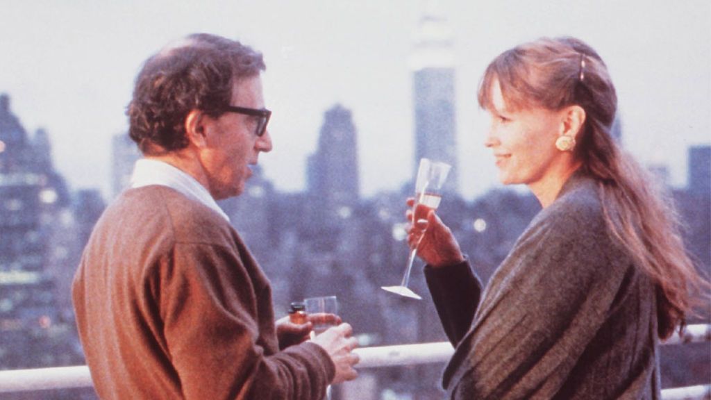 Woody Allen y Mia Farrow en 'Historias de Nueva York' (1989)