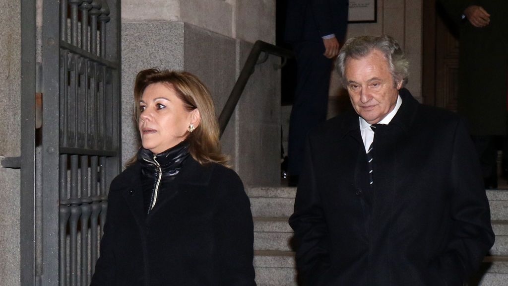 María Dolores de Cospedal y su marido positivos en coronavirus y confinados en casa María Dolores de Cospedal y su marido positivos en coronavirus y confinados en casa