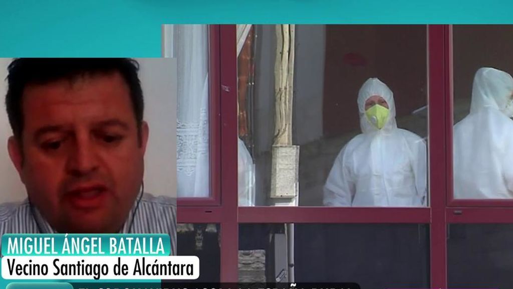 Miguel Ángel, vecino de Santiago de Alcántara: “Los vecinos desinfectan las calles con lo que pueden”