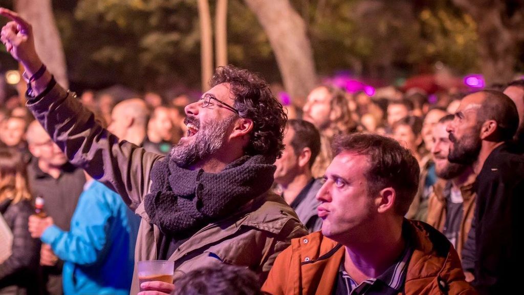 Tali Carreto, abajo a la derecha, en un concierto