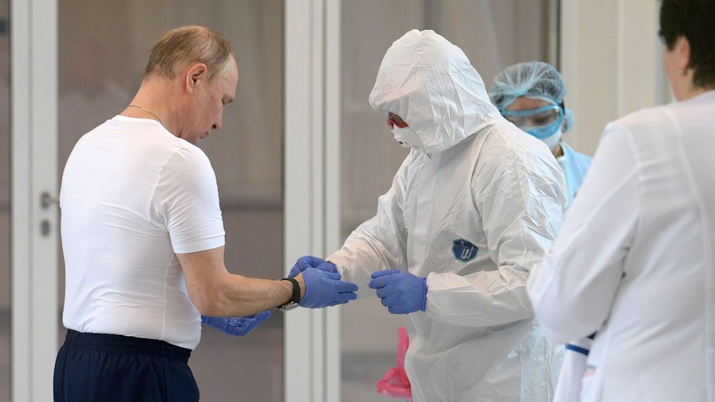 Putin pospone por el coronavirus la votación de la reforma constitucional para seguir en el poder Putin pospone por el coronavirus la votación de la reforma constitucional para seguir en el poder