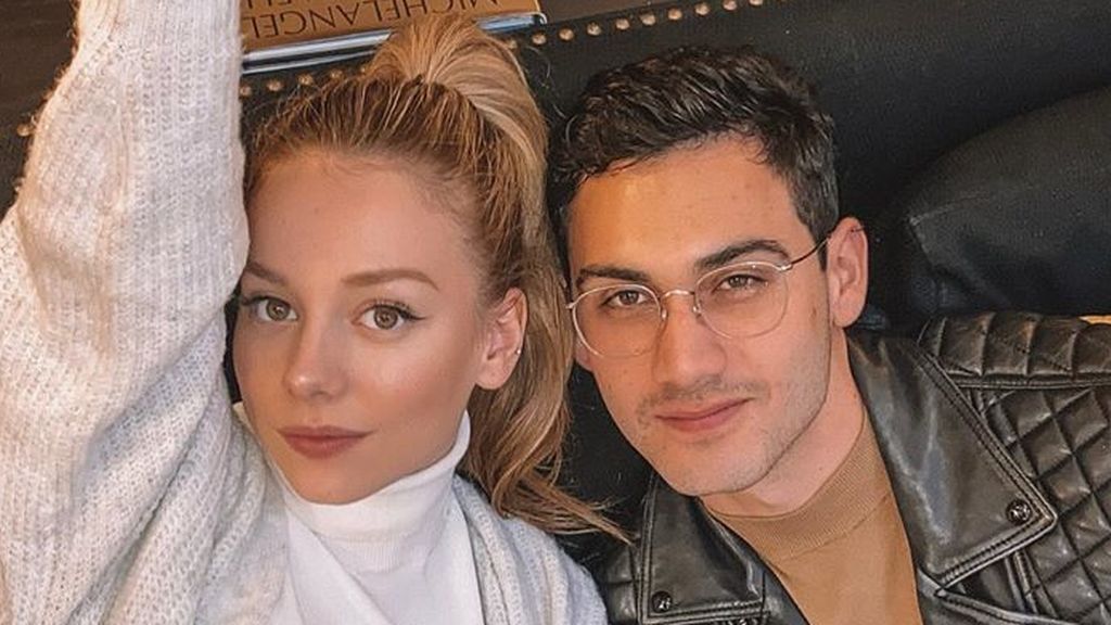 Actor, mexicano e íntimo amigo de Dana Paola: Alejandro Speitzer, el novio de Ester Expósito