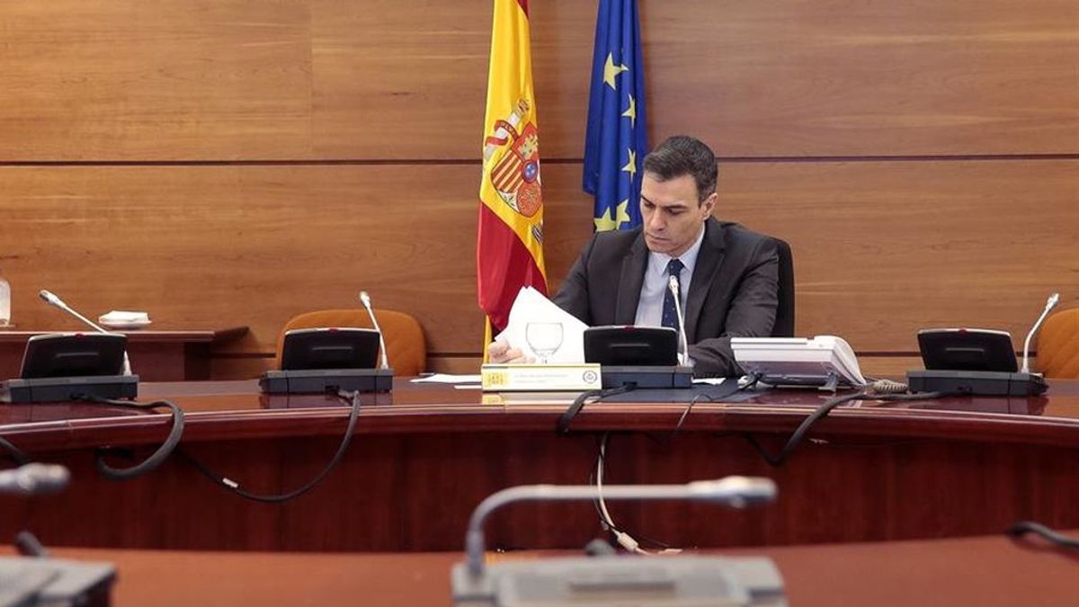 Pedro Sánchez preside la reunión del Gabinete del Seguimiento del Estado de Alarma Pedro Sánchez preside la reunión del Gabinete del Seguimiento del Estado de Alarma