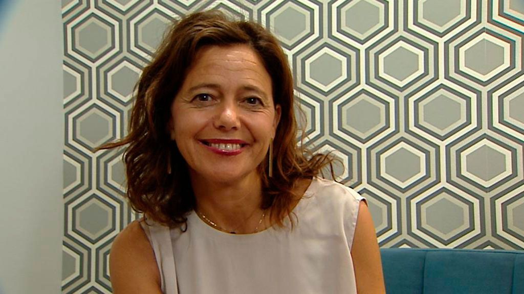 “Las familias de los profesionales sanitarios que luchan contra el coronavirus son parte del equipo” Marina Díaz Marsá, psiquiatra en primera línea de fuego “Las familias de los profesionales sanitarios que luchan contra el coronavirus son parte del equipo” Marina Díaz Marsá, psiquiatra en primera línea de fuego