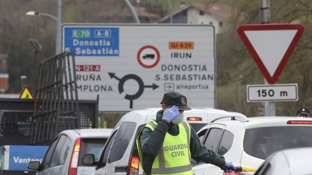 Casi 800 agentes de todos los cuerpos policiales han dado positivo por coronavirus Casi 800 agentes de todos los cuerpos policiales han dado positivo por coronavirus