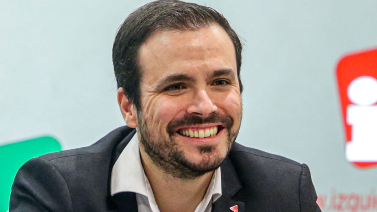 Alberto Garzón anuncia que ha sido padre de una niña: "En estos días difíciles también pasan cosas maravillosas" Alberto Garzón anuncia que ha sido padre de una niña: "En estos días difíciles también pasan cosas maravillosas"