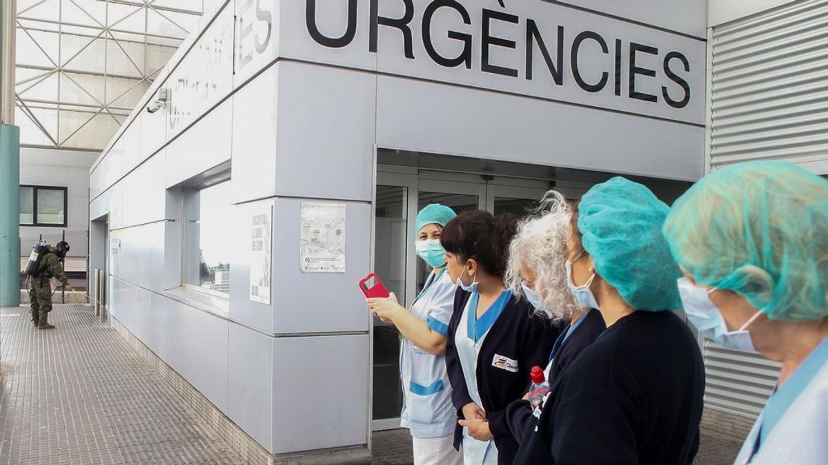 La cifra de sanitarios contagiados en España por coronavirus asciende a  9.444, un 75% más que hace 3 días