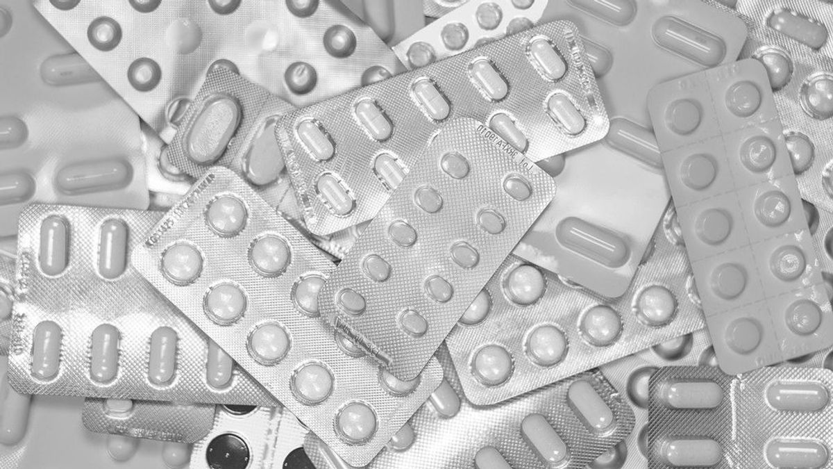 El Gobierno frena la venta al público de dos medicamentos para el Covid-19 ante la demanda creciente