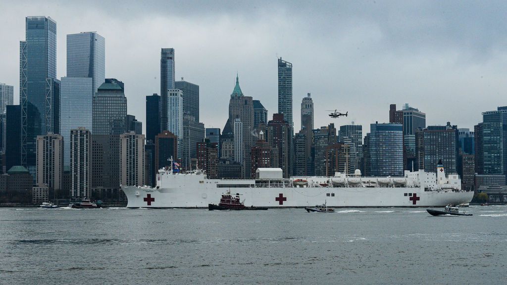 EuropaPress_2755534_30_march_2020_us_new_york_the_military_sealift_command_hospital_ship_usns