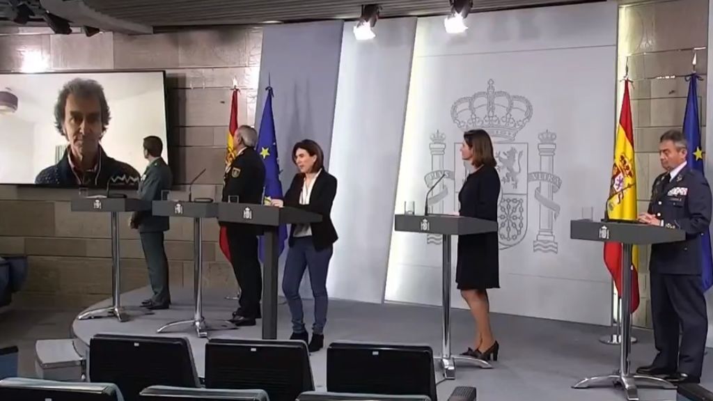 Fernando Simón interviene en la rueda de prensa a través de una videollamada: "Me encuentro bien"
