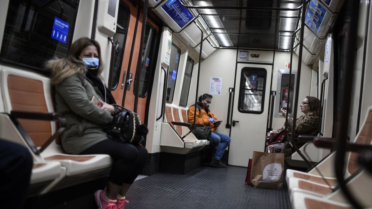 Cerca de 1,3 millones de trabajadores pueden perder su empleo tras la crisis sanitaria, según Fedea Cerca de 1,3 millones de trabajadores pueden perder su empleo tras la crisis sanitaria, según Fedea