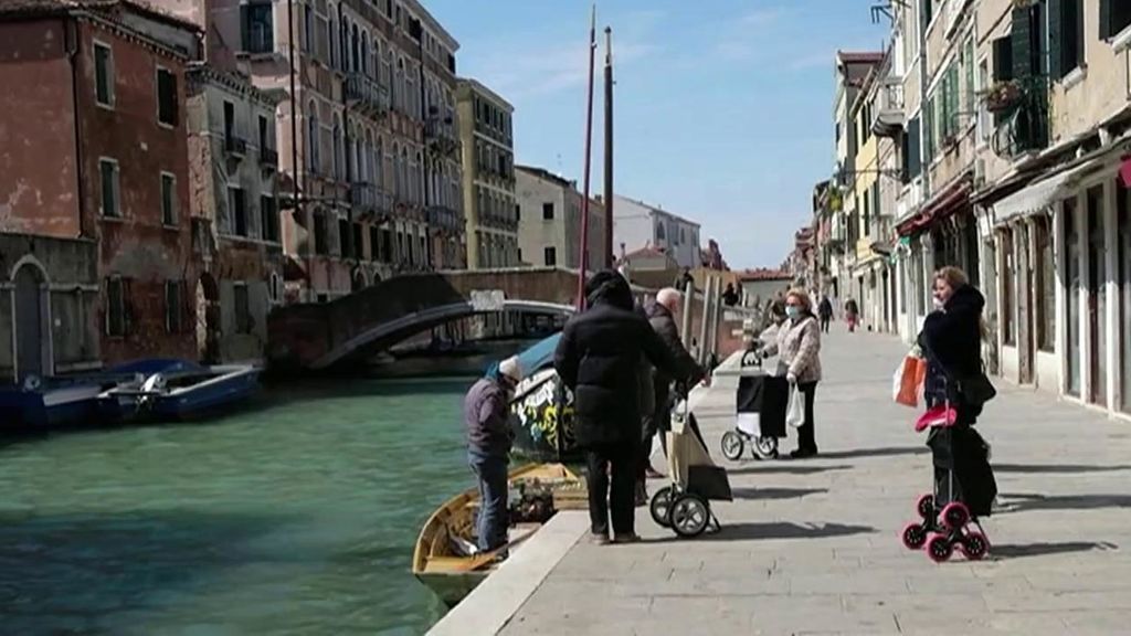 La región italiana de Lombardía se rebela contra que los niños puedan salir de casa