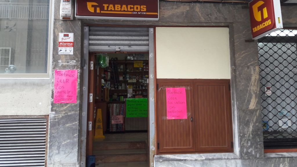 Entrada estanco número 8 de Bermeo, Vizcaya.