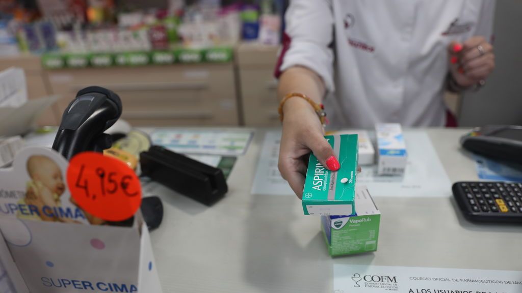 Las farmacias de Huelva cuidan de sus clientes de más edad: alertan a la Guardia Civil si no saben de ellos en varios días Las farmacias de Huelva cuidan de sus clientes de más edad: alertan a la Guardia Civil si no saben de ellos en varios días