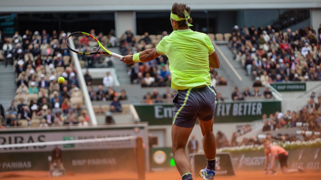 Rafa Nadal jugando el torneo de Roland Garros