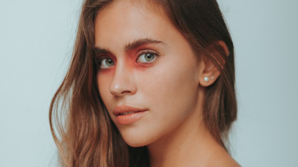 Tres consejos para depilarte las cejas y no destrozarlas en el intento