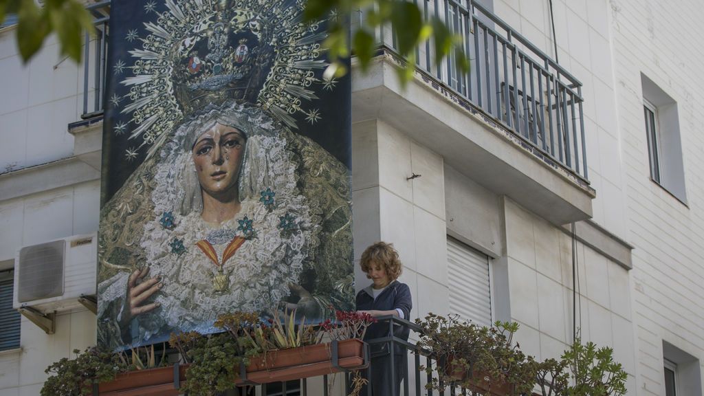 Sevilla reinventa su Semana Santa: La procesión va por dentro Sevilla reinventa su Semana Santa: La procesión va por dentro