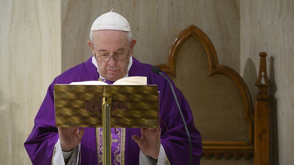 El Papa comienza hoy a celebrar una Semana Santa blindada y sin fieles El Papa comienza hoy a celebrar una Semana Santa blindada y sin fieles
