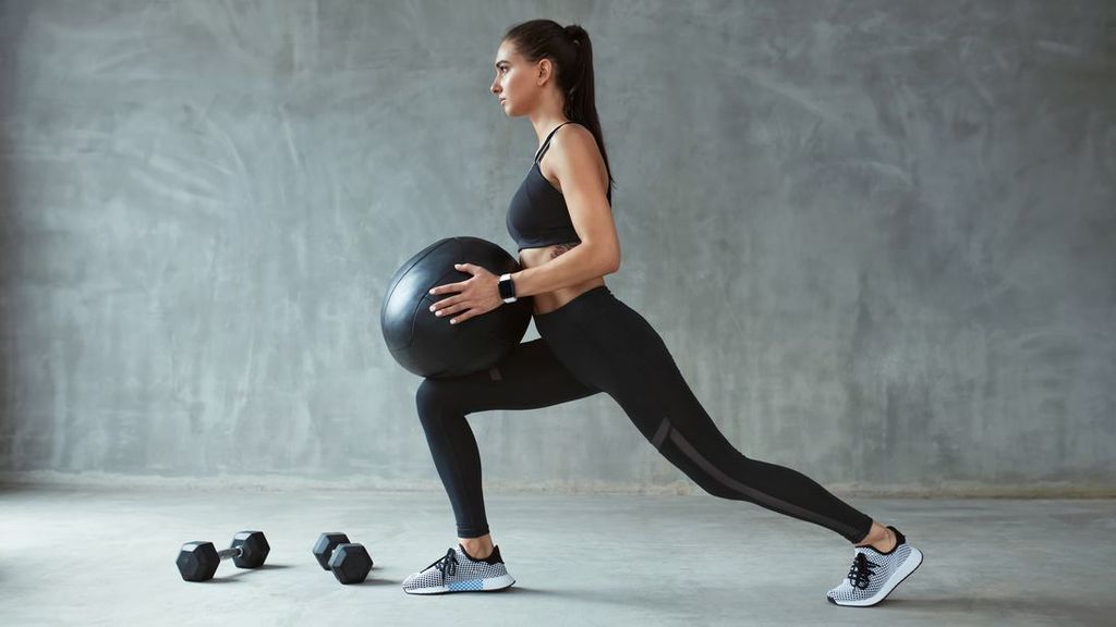 En casa podrás entrenar los glúteos de forma fácil con estos ejercicios.