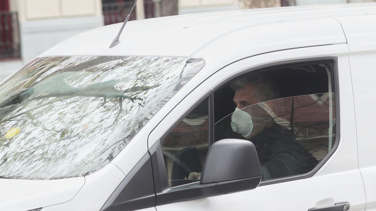 El Gobierno distribuye un millón de mascarillas a las empresas de transporte El Gobierno distribuye un millón de mascarillas a las empresas de transporte